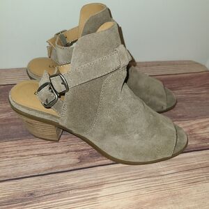 Lucky Brand Beige Suede Open Toe Heels Size 6M